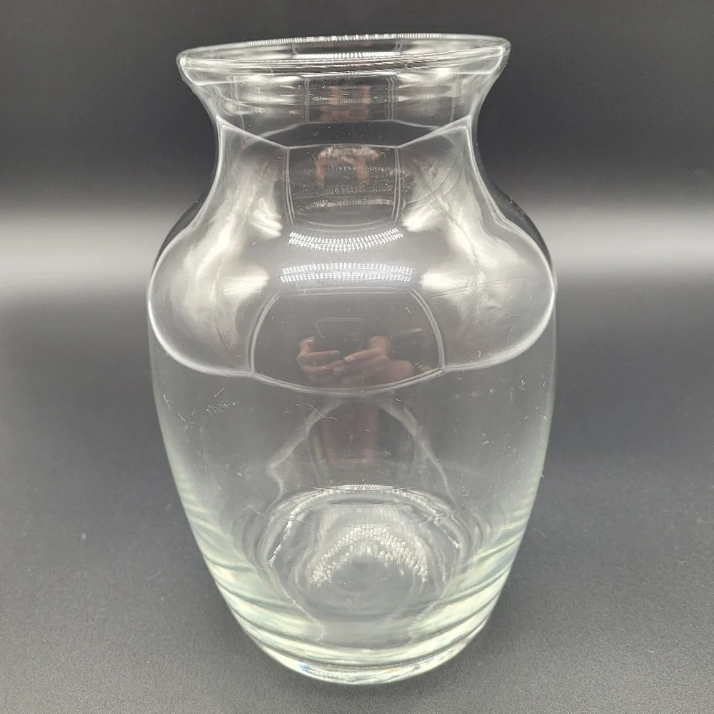 Clear Glass Flower Vase 7in​​​